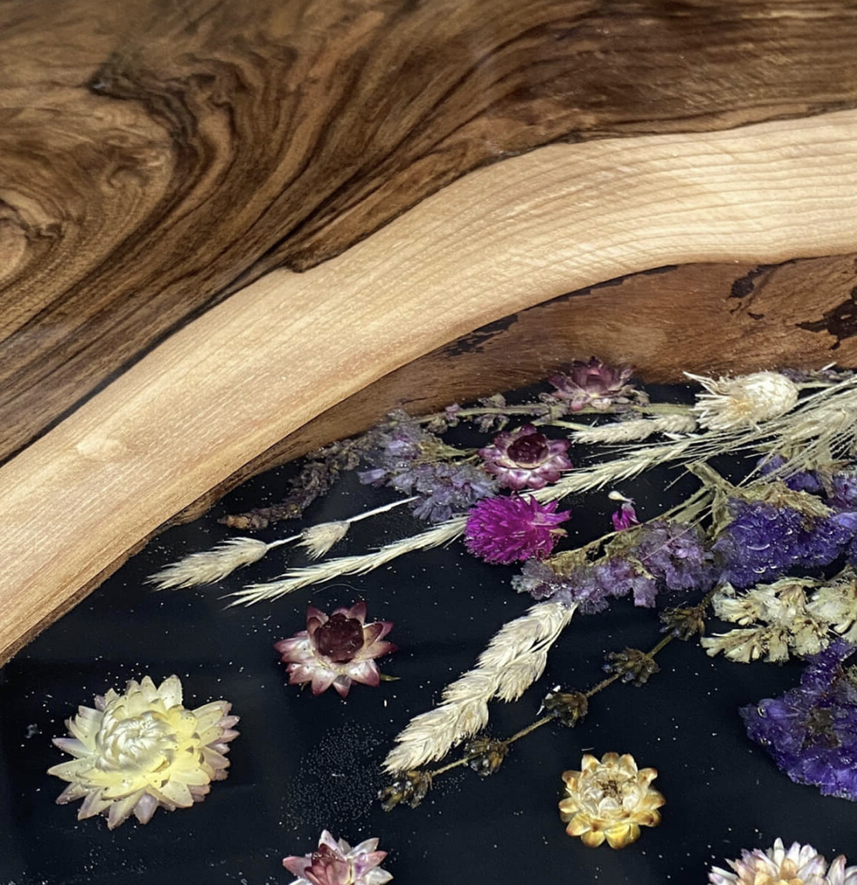 Custom Black Walnut Epoxy Resin Round Flower Coffee Table – Black Resin BWB-29