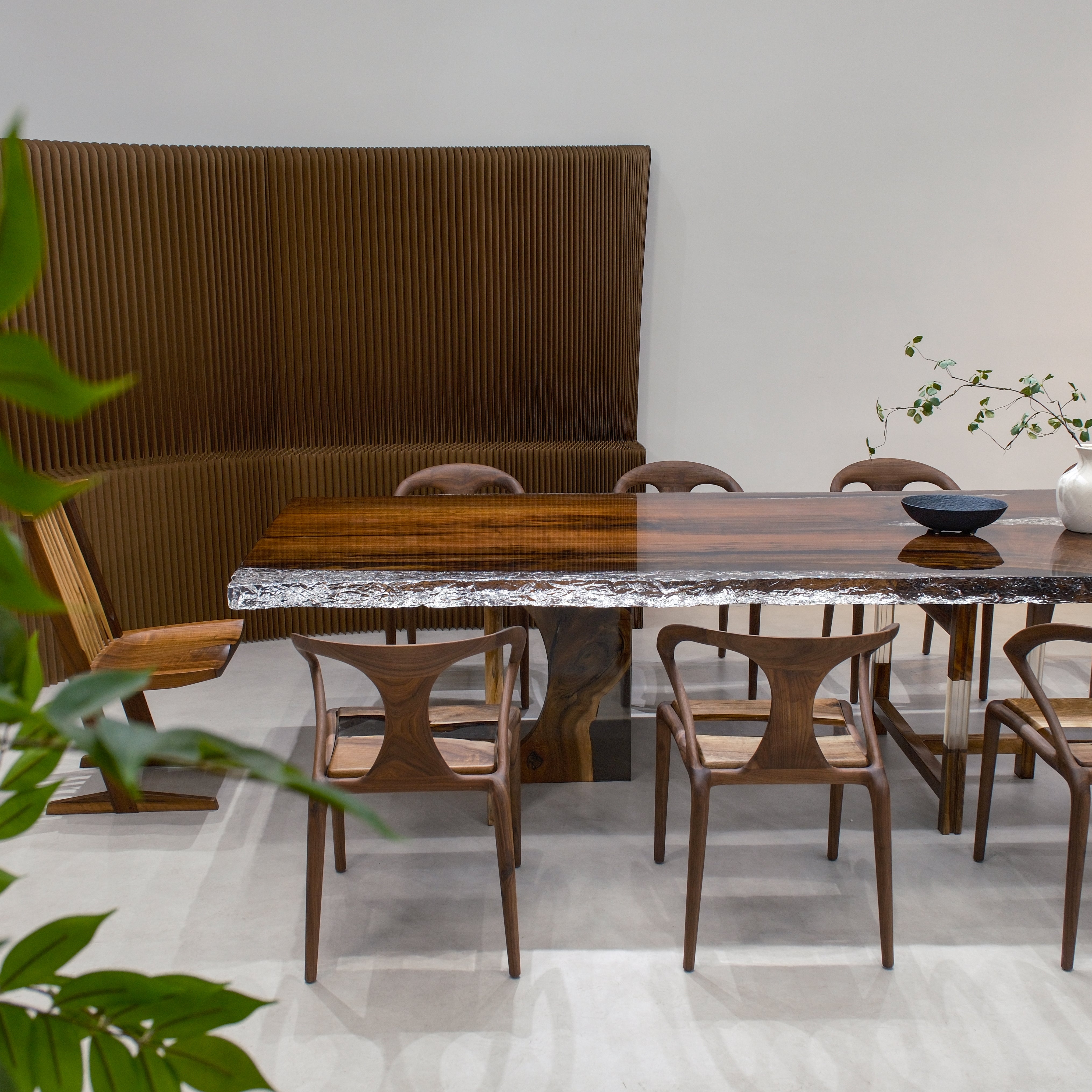 Custom Black Walnut Luxury Epoxy Resin Table – Ice Crystal Resin XBZB7072