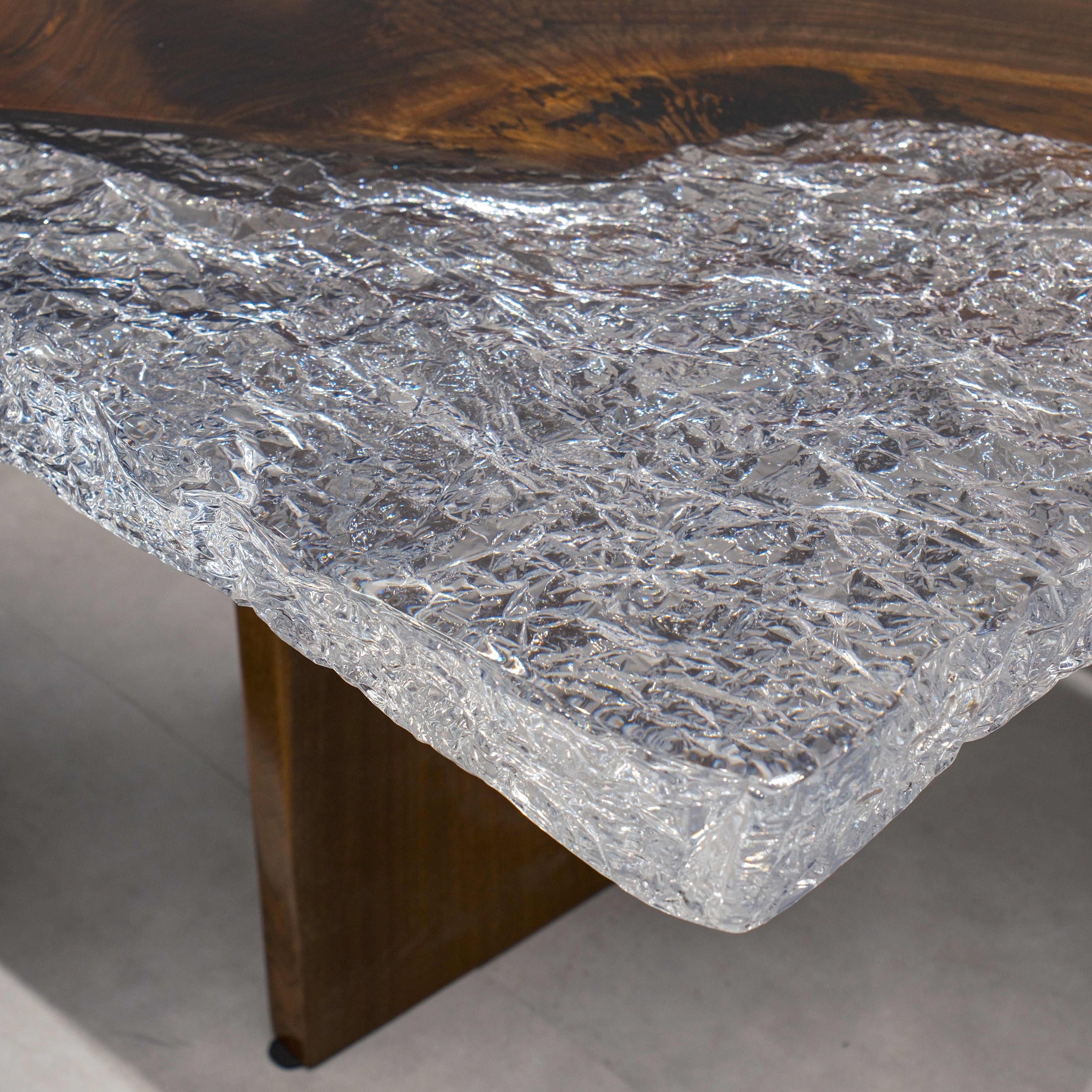 Custom Black Walnut Luxury Epoxy Resin Table – Ice Crystal Resin XBZB7072