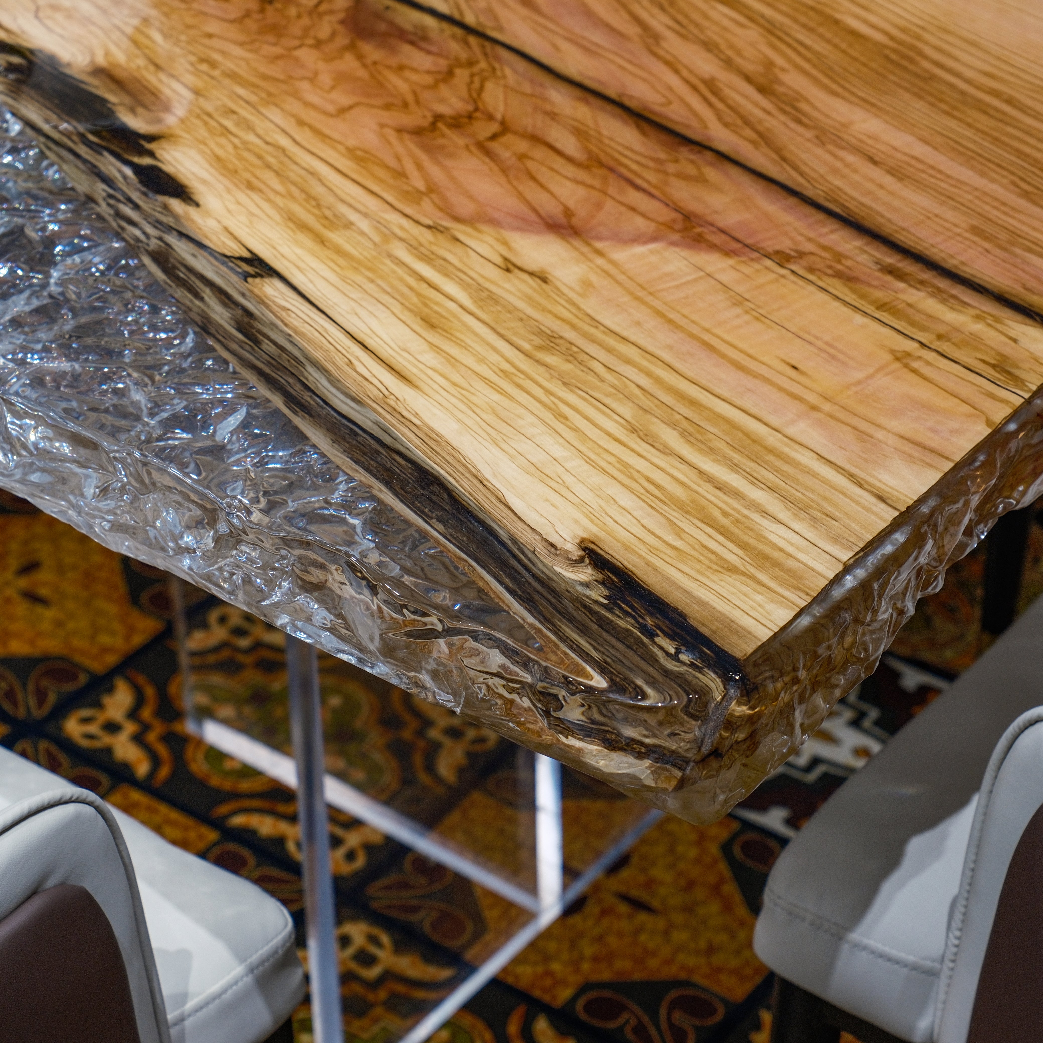 Custom Olive Wood Epoxy Resin Table – Ice Crystal Resin XGZB1066