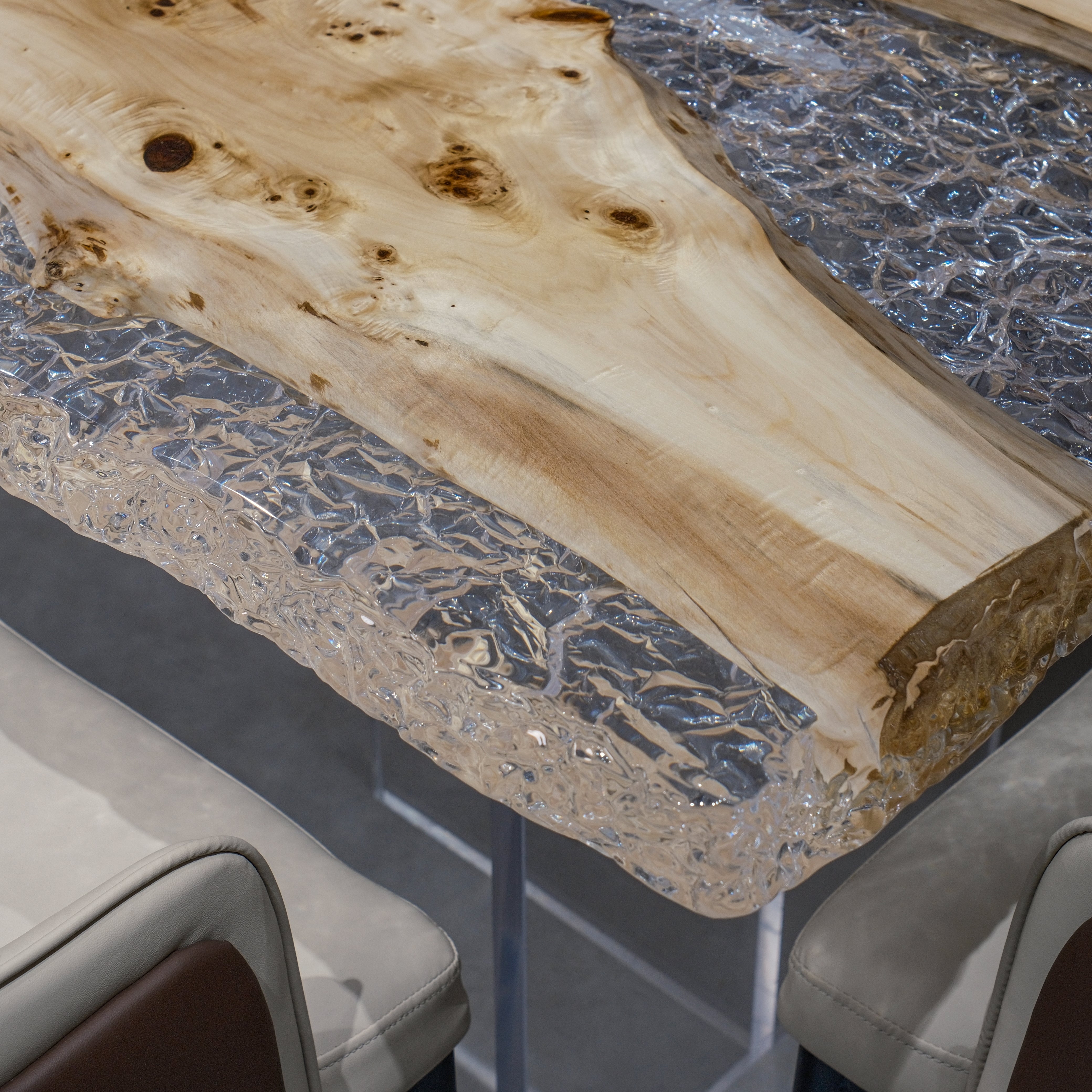 Custom Poplar Wood Epoxy Resin Table – Ice Crystal Resin XFZB12018