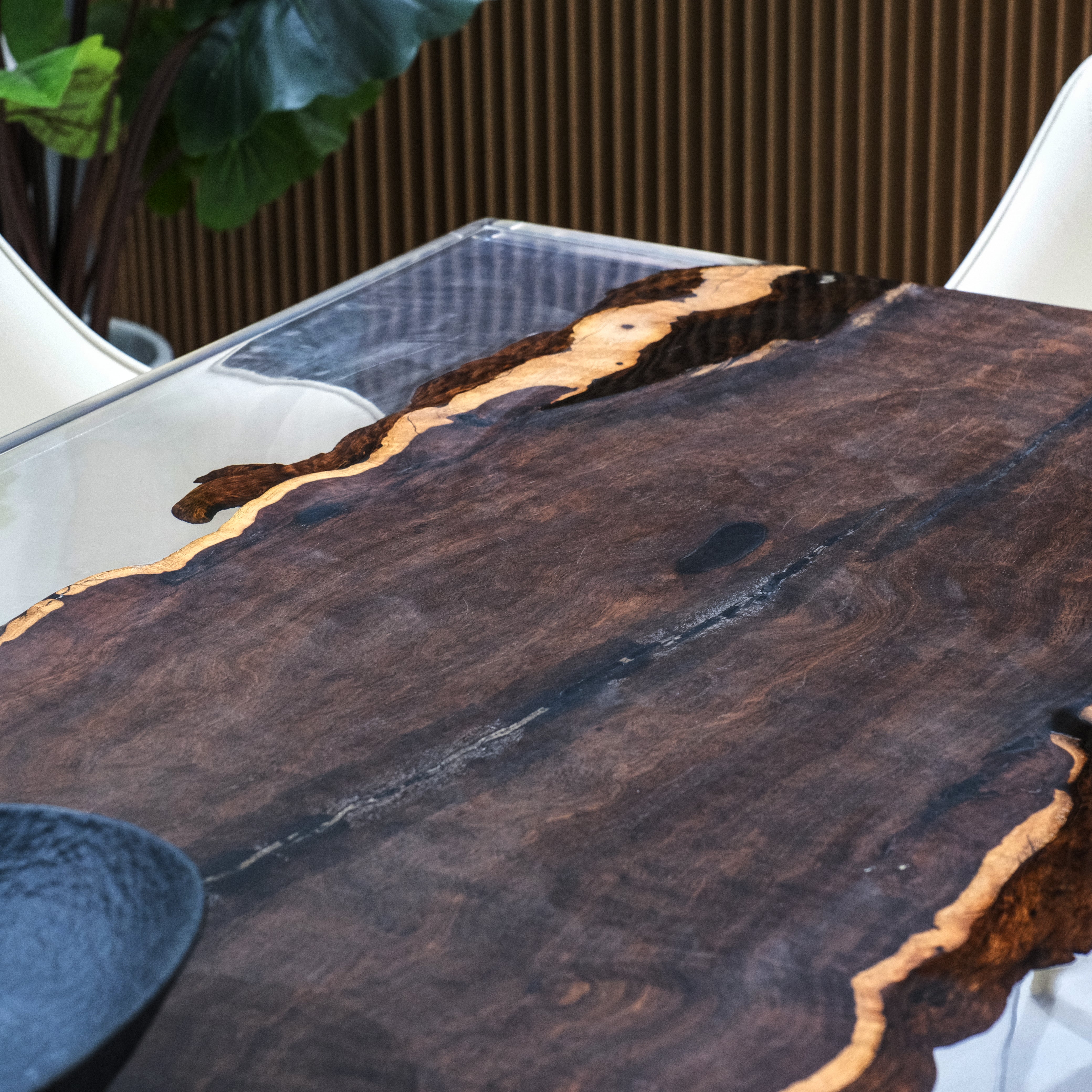 Custom Ebony Wood Epoxy Resin Table – Clear Resin XHZAB12022