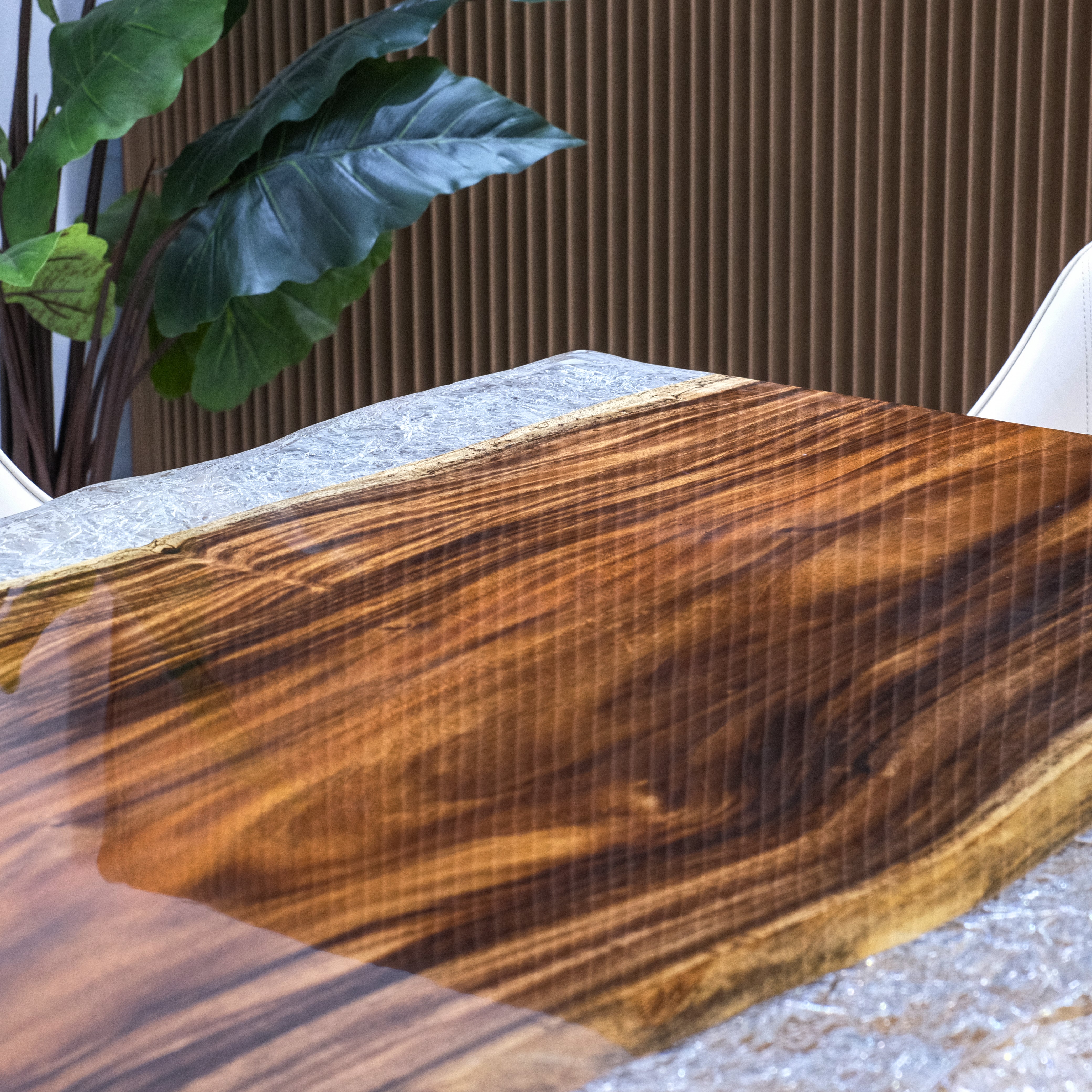 Custom Walnut Wood Epoxy Resin Table – Ice Crystal Resin XNZB8038