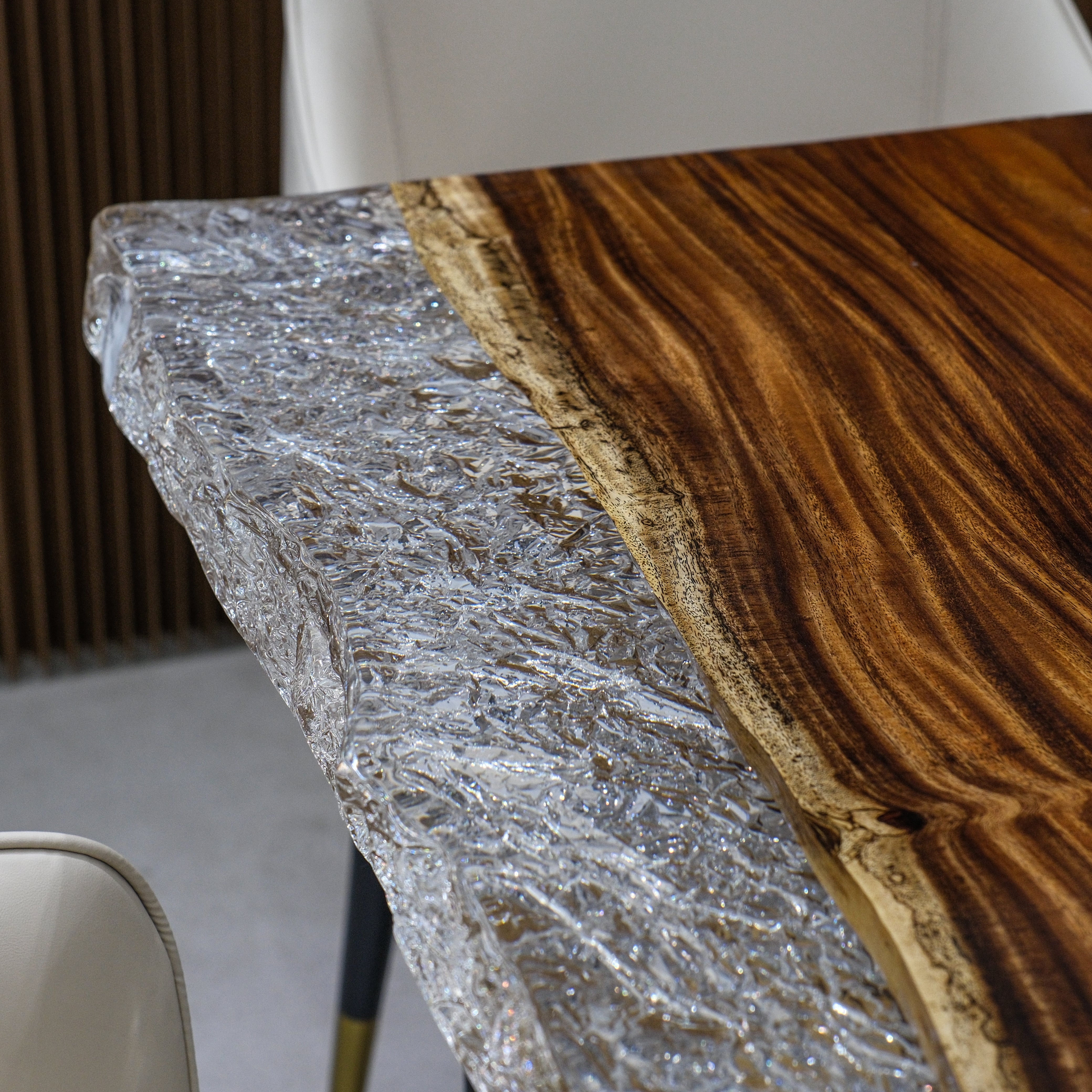 Custom Walnut Wood Epoxy Resin Table – Ice Crystal Resin XNZB8038