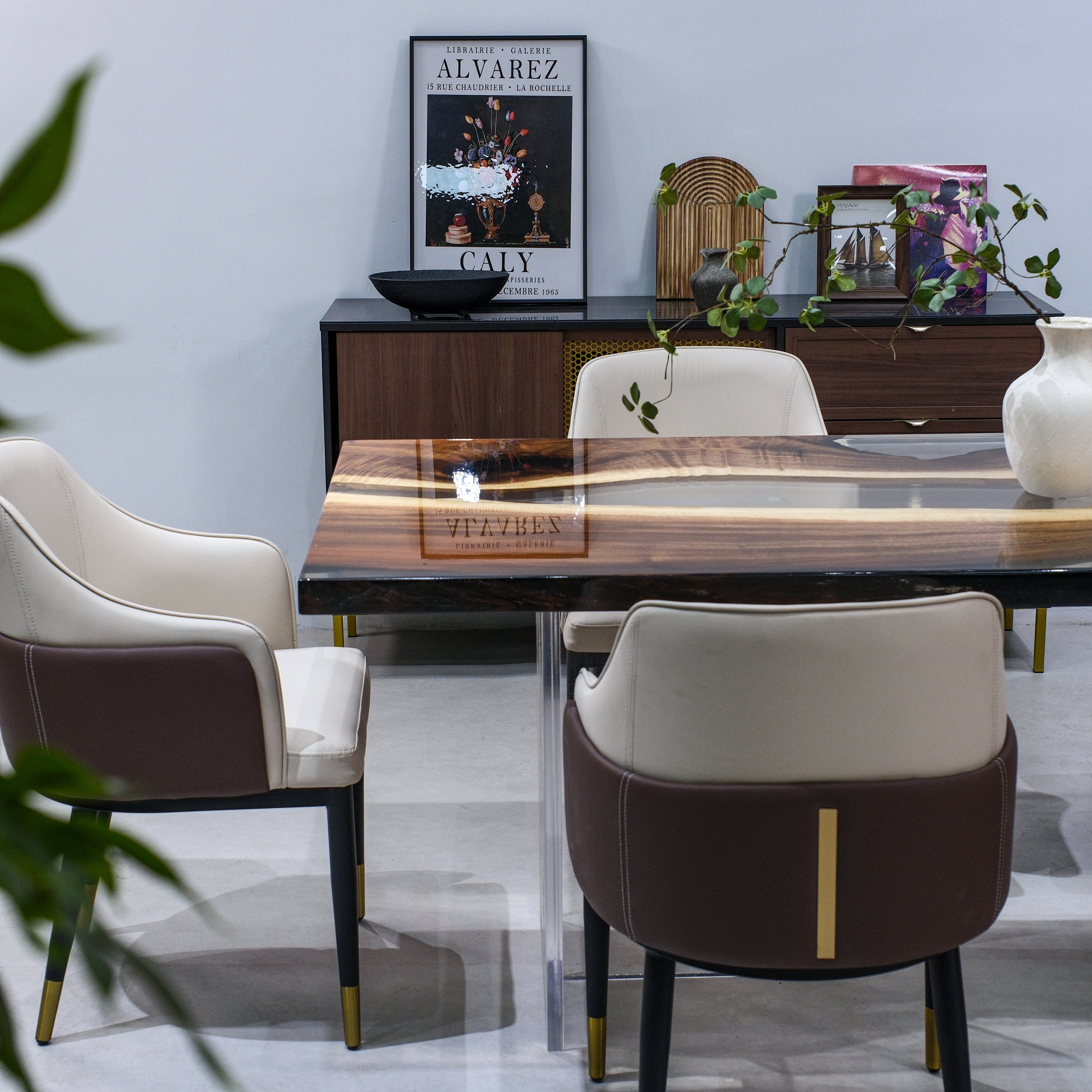 Custom Walnut Wood Epoxy Resin Table – Clear Resin XNZB4023