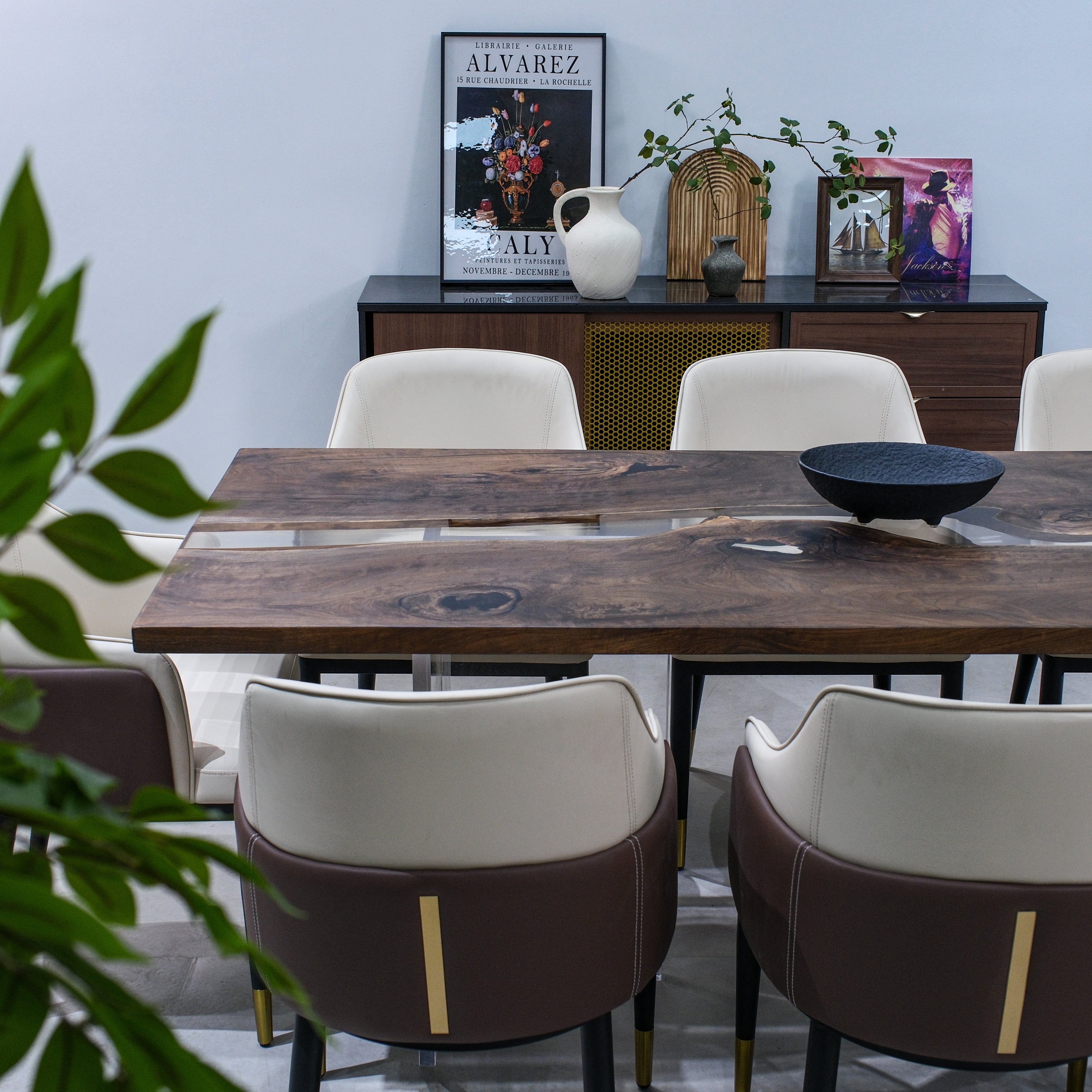 Custom Walnut Wood Epoxy Resin Table – Clear Resin XHTZB5047