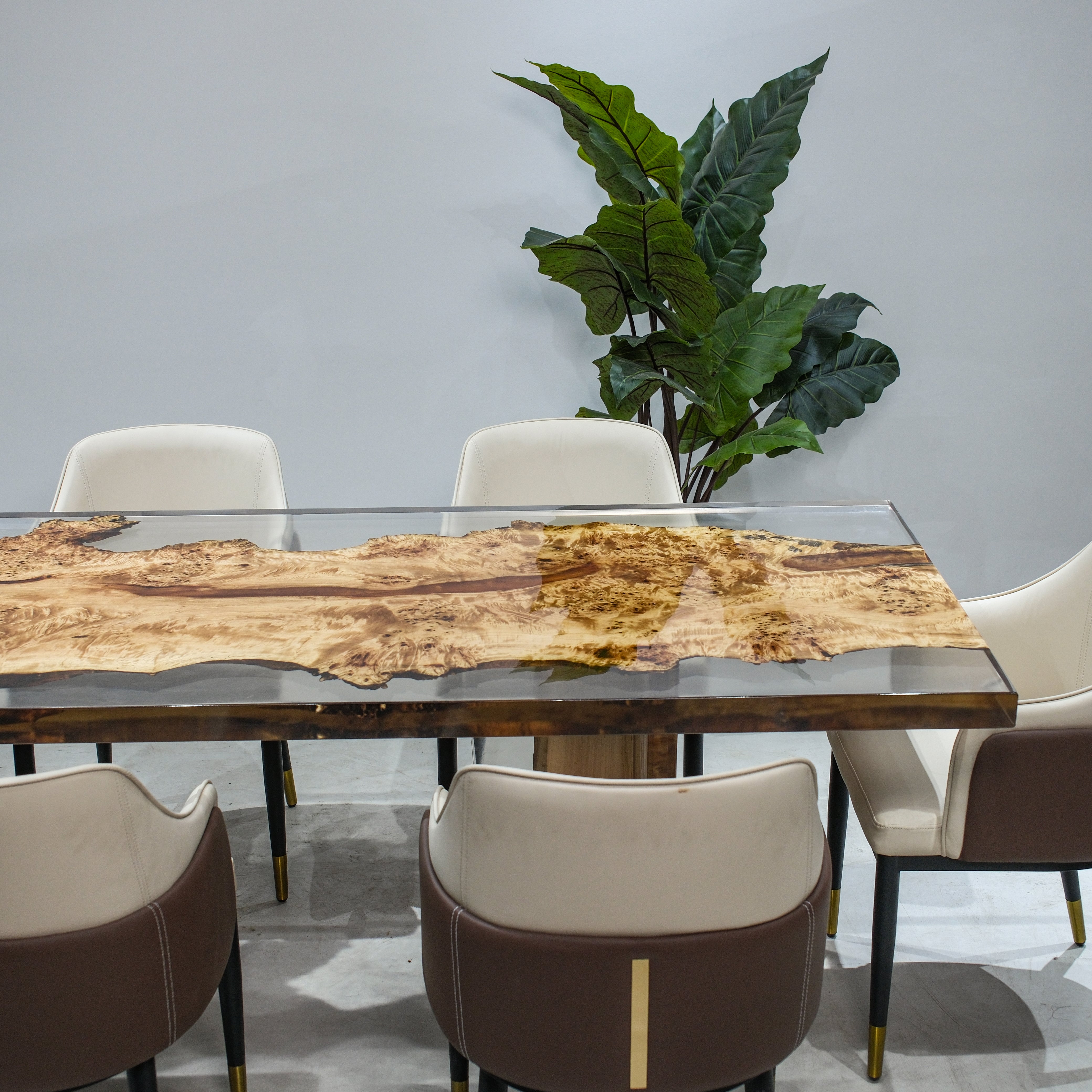 Custom Poplar Wood Epoxy Resin Table – Clear Resin XFZB5012