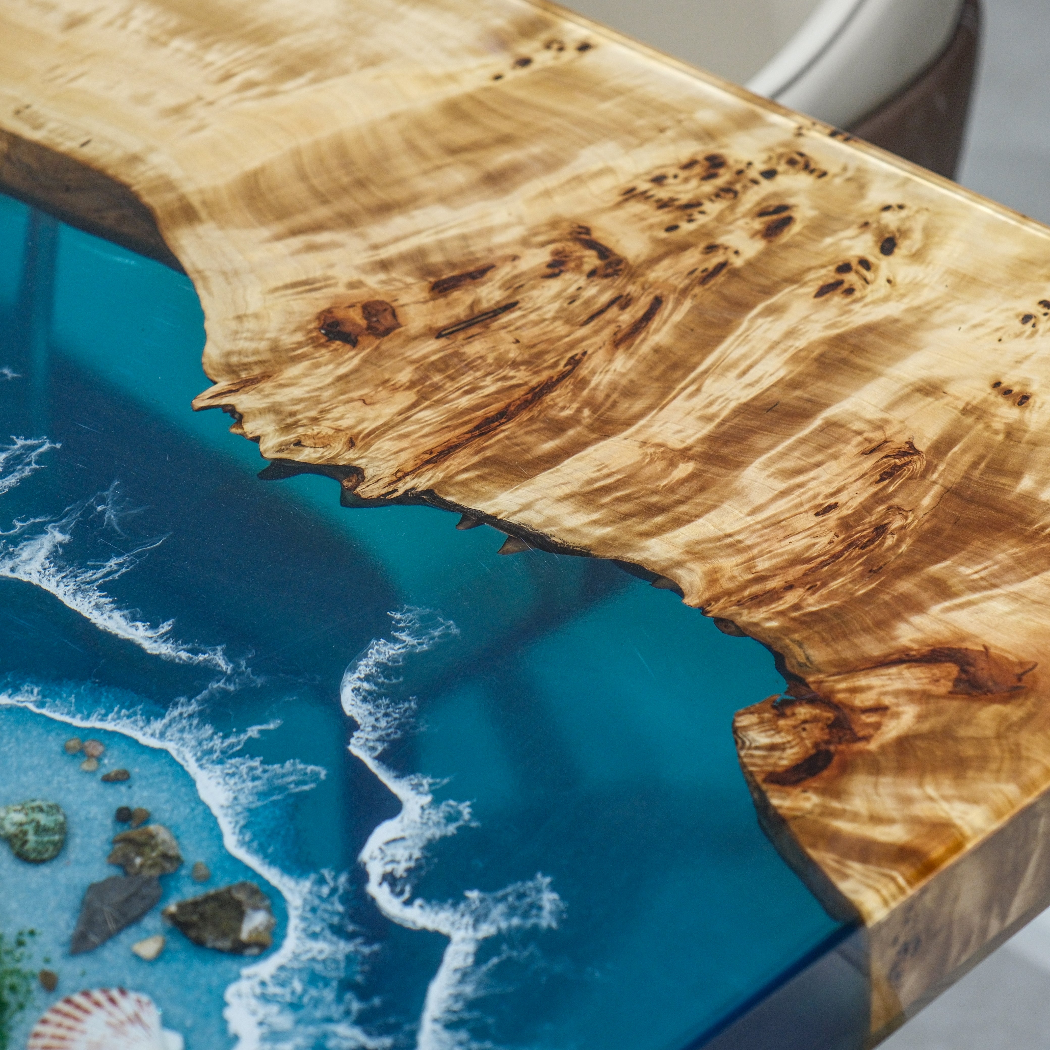 Custom Poplar Wood Epoxy Resin Table – Blue Ocean Resin XFZB4108