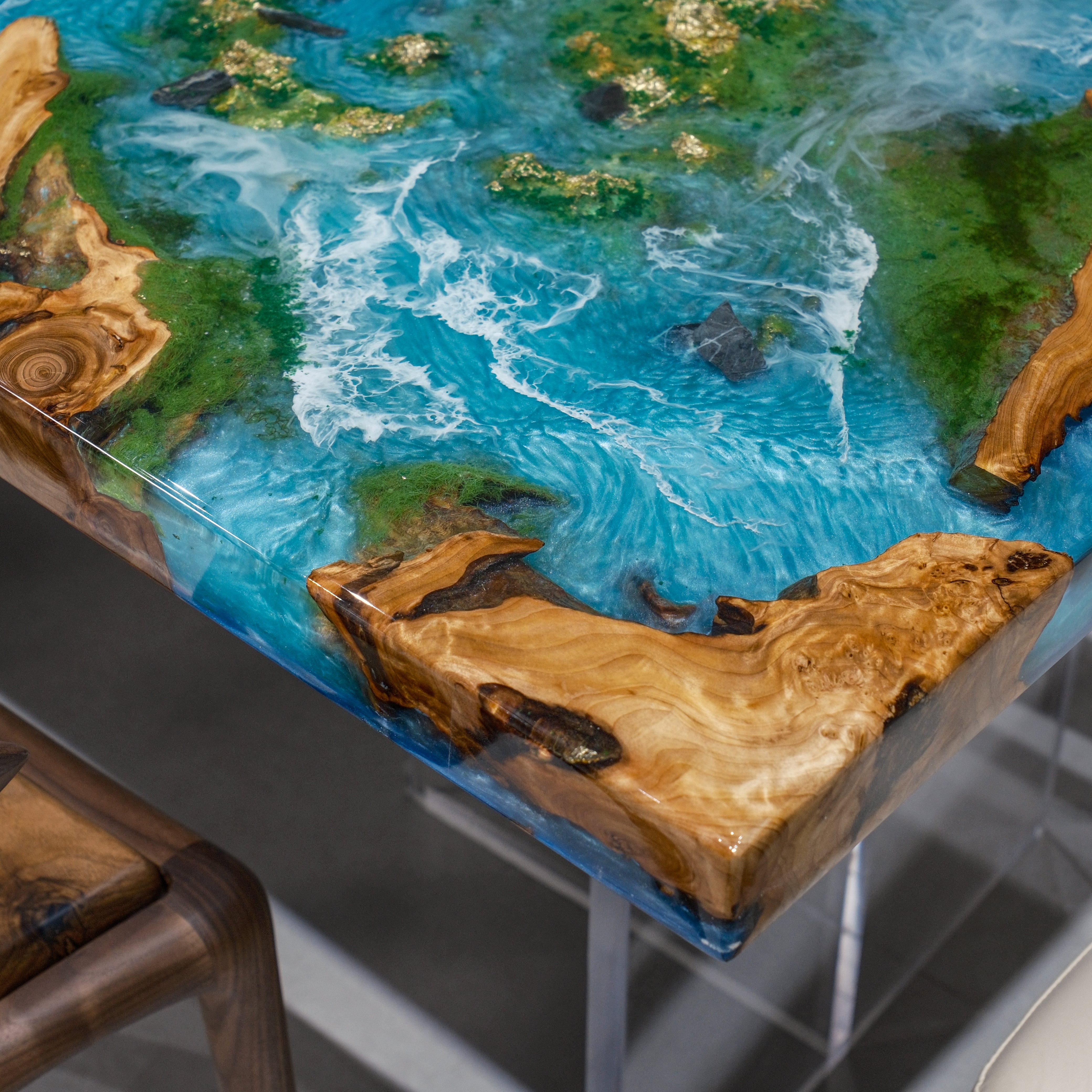 Custom Cedar Burl Epoxy Resin Table XSZB11023