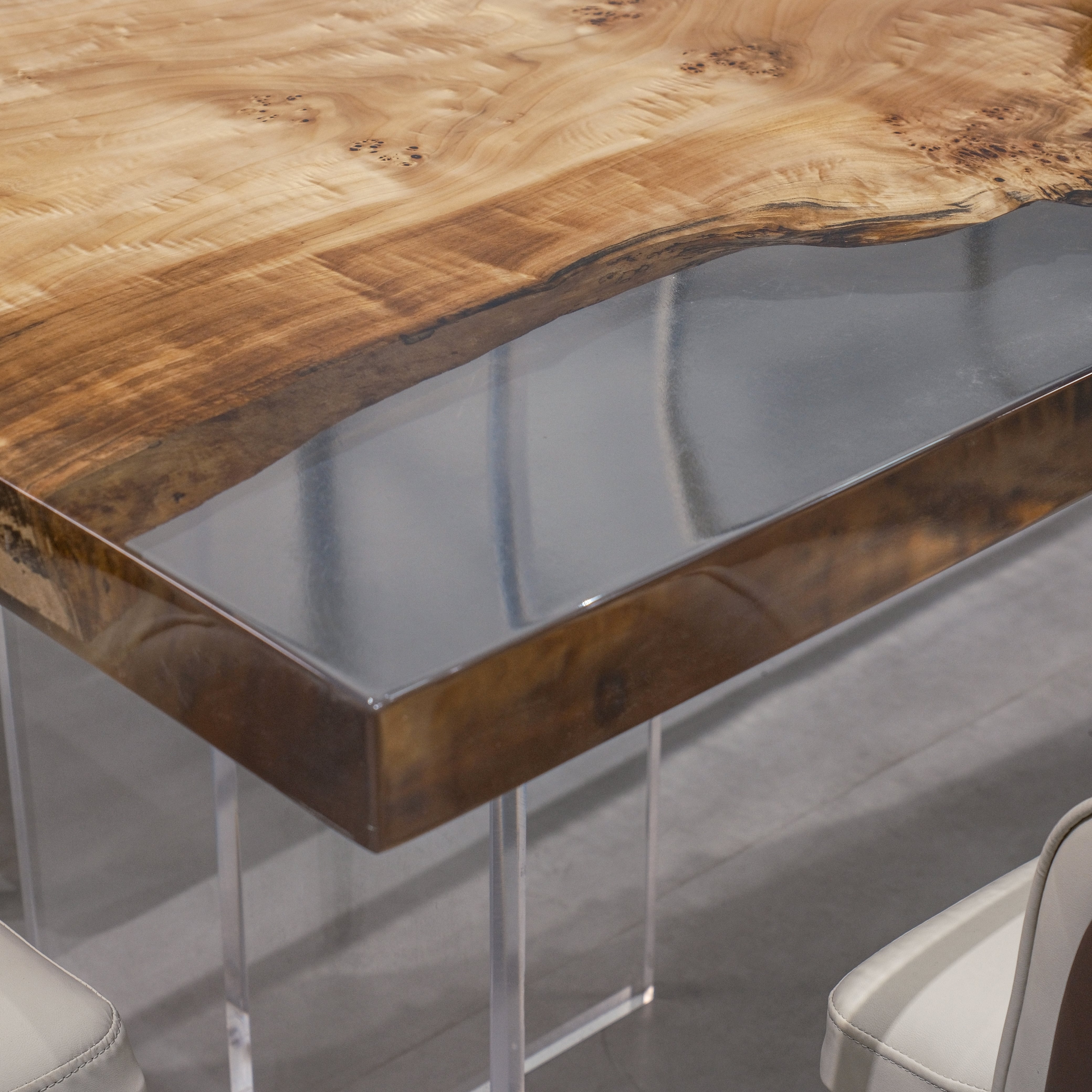 Custom Poplar Wood Epoxy Resin Table XFZB4115