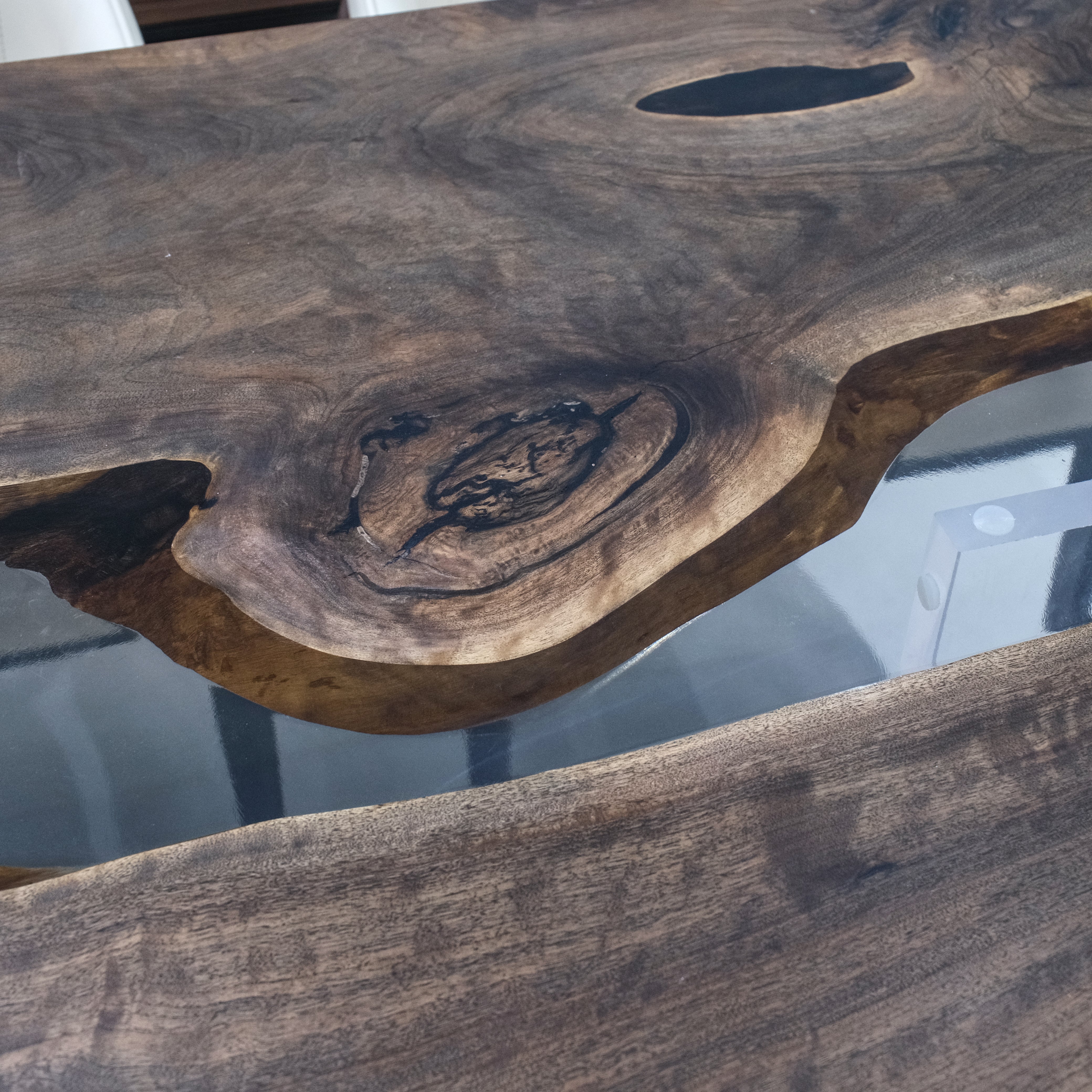 Custom Walnut Wood Epoxy Resin Table XHTZB5047