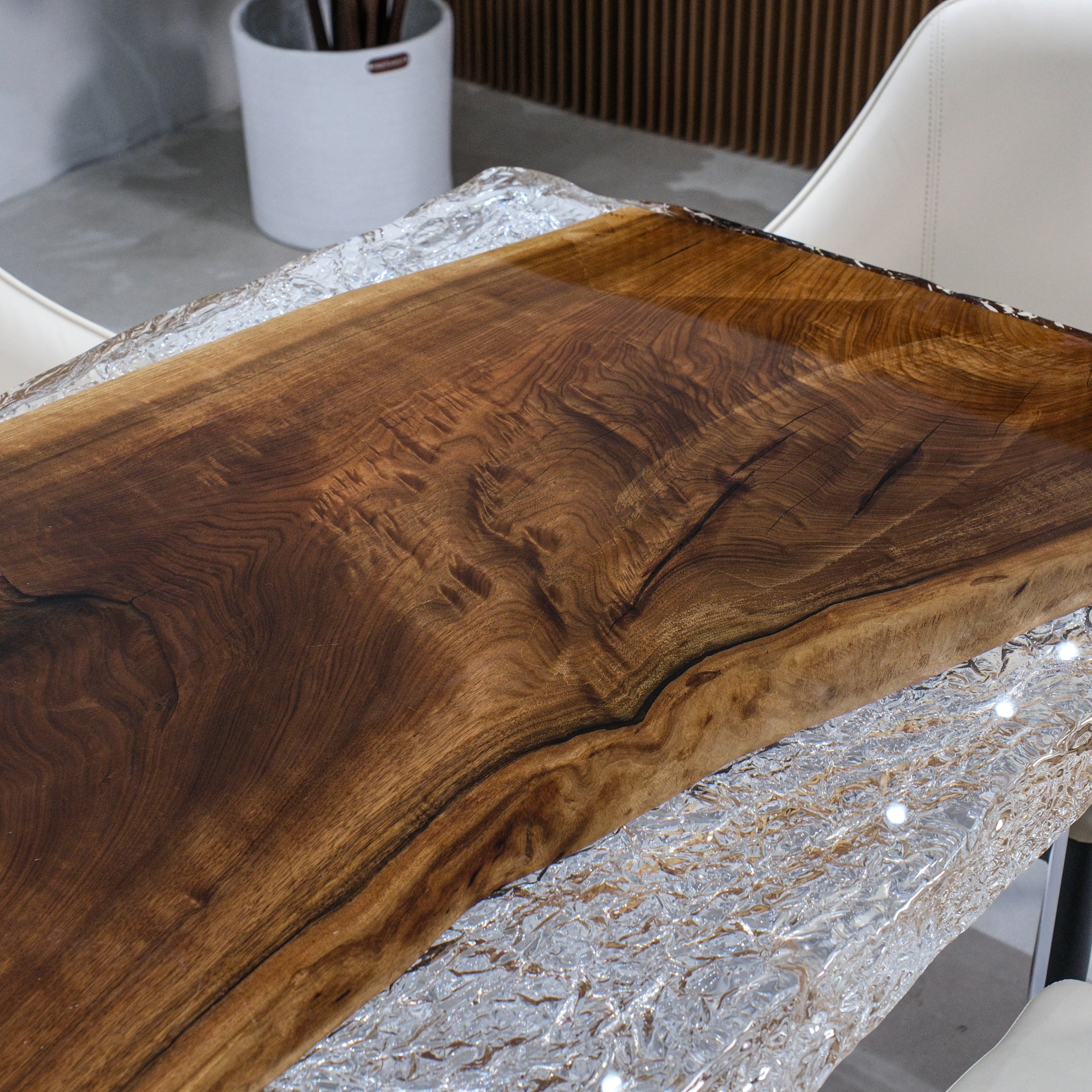 Custom Black Walnut Epoxy Resin Table XHTZB8019